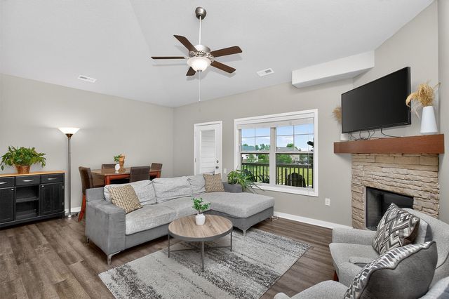 2511 NE Oak Drive 2, Ankeny, IA 50021