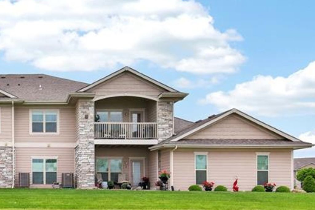 2511 NE Oak Drive 2, Ankeny, IA 50021