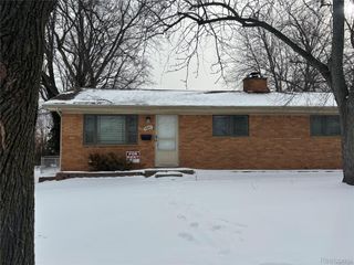 1641 Fairview Avenue, Royal Oak Charter Township, MI 48073