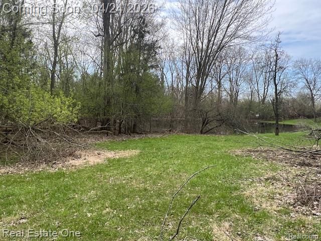 4555 Arrowhead, West Bloomfield, MI 48323