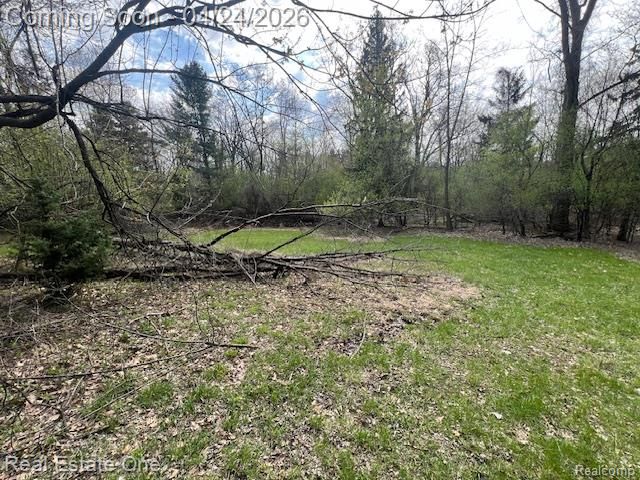 4555 Arrowhead, West Bloomfield, MI 48323