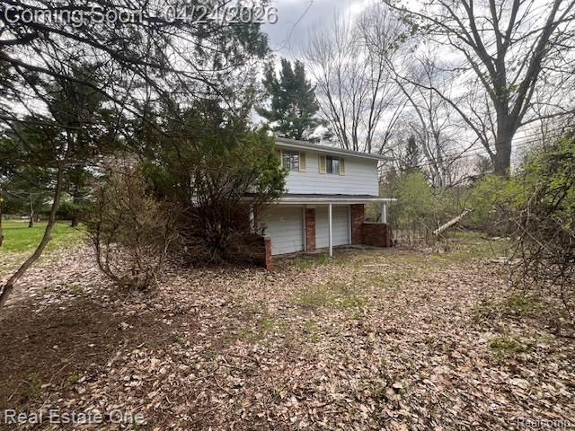 4555 Arrowhead, West Bloomfield, MI 48323