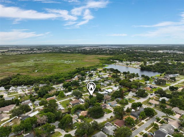 110 EDGEWATER DR, St Cloud, FL 34769