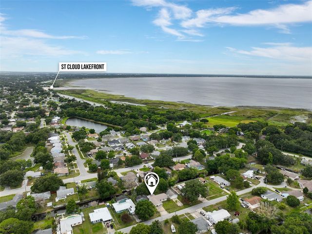 110 EDGEWATER DR, St Cloud, FL 34769