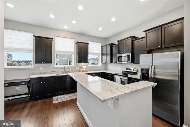 221 COBBLE STONE DR, Winchester, VA 22602