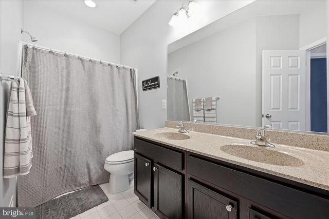 221 COBBLE STONE DR, Winchester, VA 22602