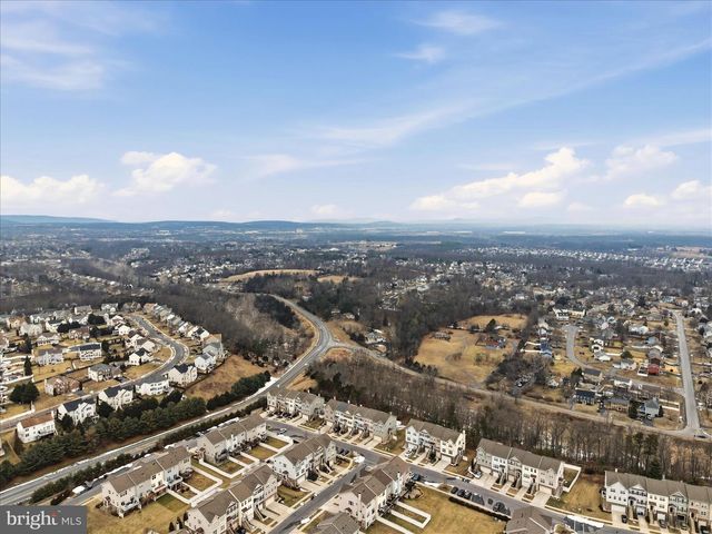 221 COBBLE STONE DR, Winchester, VA 22602