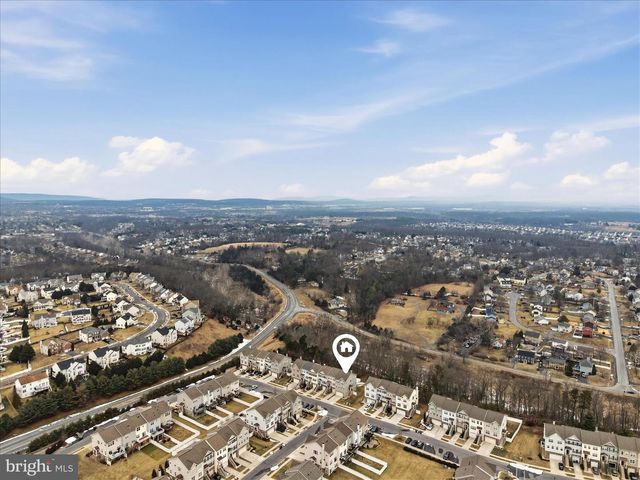 221 COBBLE STONE DR, Winchester, VA 22602