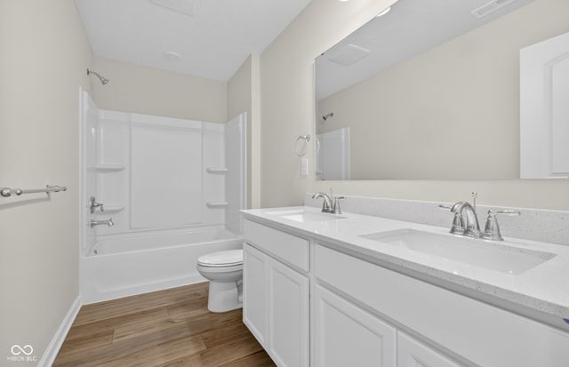 2571 Penn Avenue, Plainfield, IN 46168