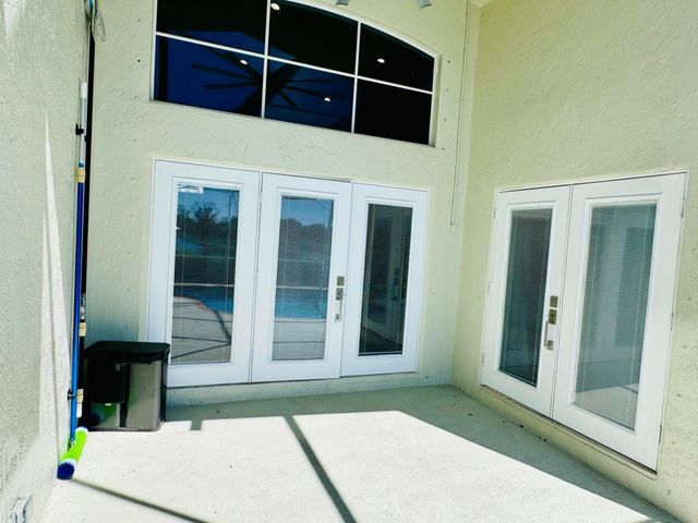 9360 Cove Point Circle, Boynton Beach, FL 33472