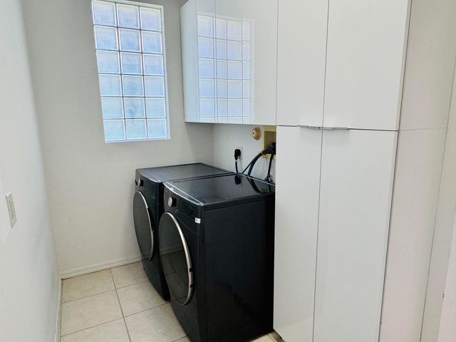 9360 Cove Point Circle, Boynton Beach, FL 33472