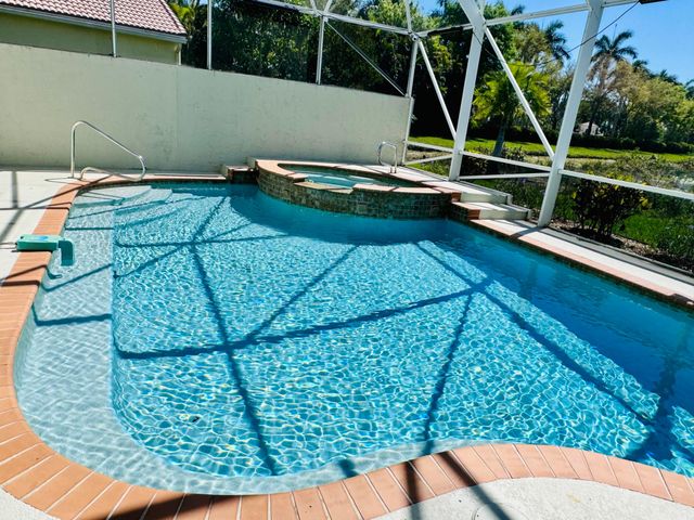 9360 Cove Point Circle, Boynton Beach, FL 33472