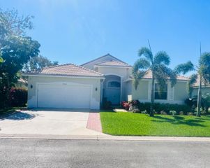 9360 Cove Point Circle, Boynton Beach, FL 33472