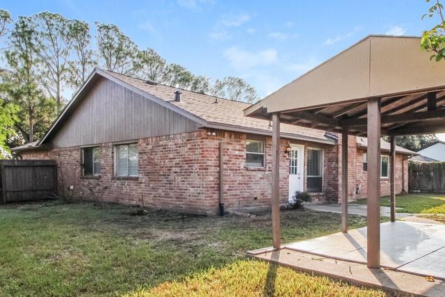 15102 Four Winds Drive, Houston, TX 77489