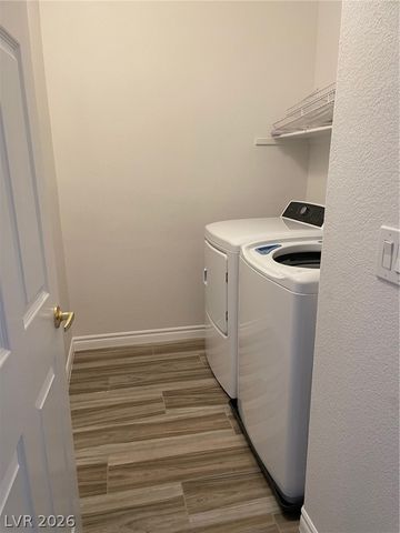 10200 Delray Beach Avenue 203, Las Vegas, NV 89129