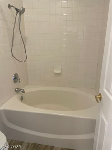 10200 Delray Beach Avenue 203, Las Vegas, NV 89129