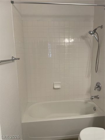 10200 Delray Beach Avenue 203, Las Vegas, NV 89129
