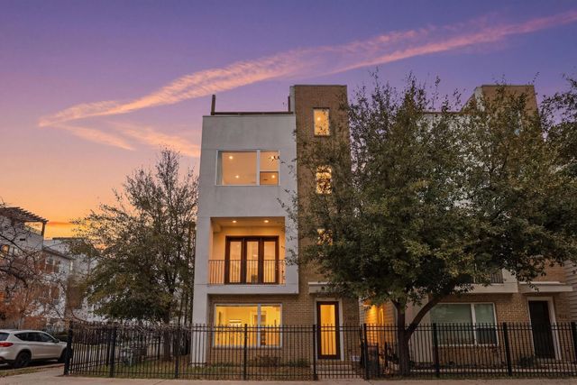 1224 Summer Street, Houston, TX 77007
