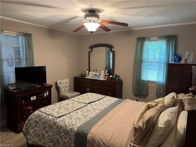 902 Elmhurst Street, Winston-salem, NC 27127