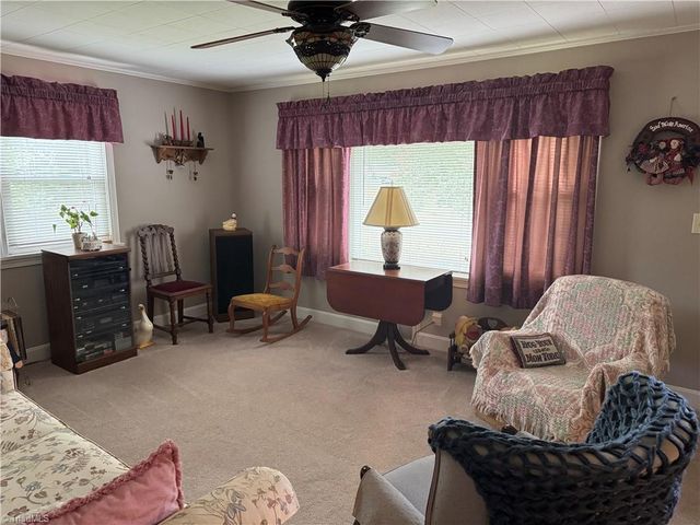 902 Elmhurst Street, Winston-salem, NC 27127