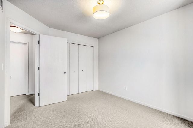 1790 Donegal Drive 5, Woodbury, MN 55125