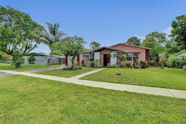 2460 NW 63rd Ter, Sunrise, FL 33313