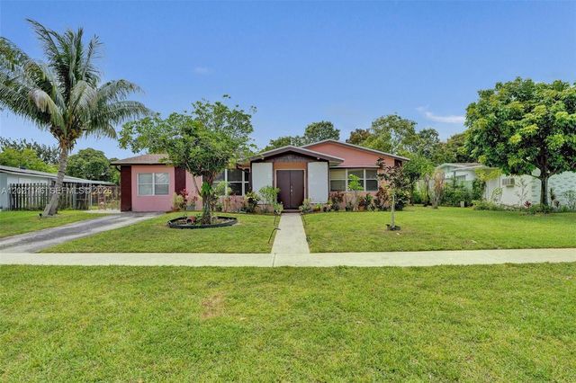 2460 NW 63rd Ter, Sunrise, FL 33313