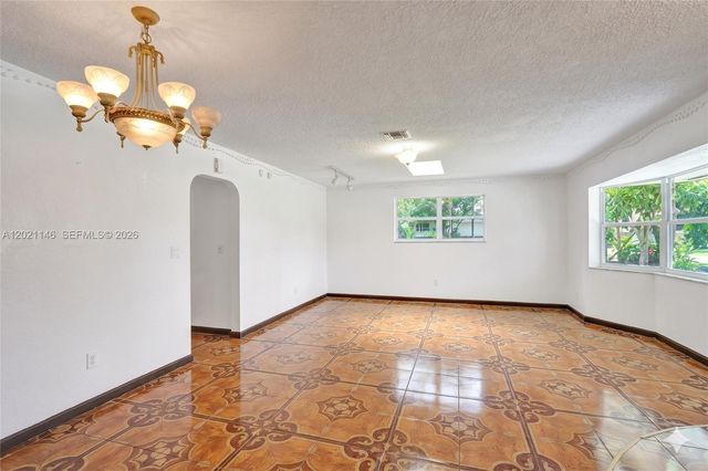 2460 NW 63rd Ter, Sunrise, FL 33313