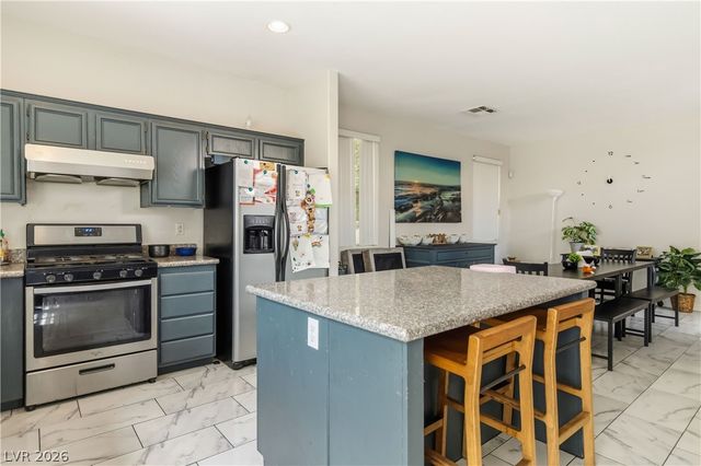 8561 Lost Gold Avenue, Las Vegas, NV 89129