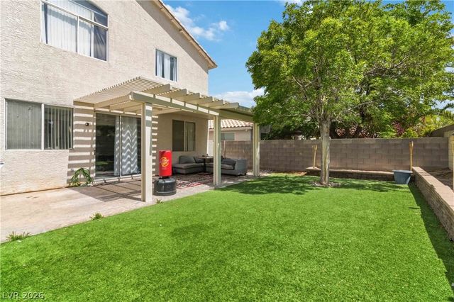 8561 Lost Gold Avenue, Las Vegas, NV 89129