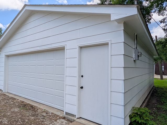 205 Short, Brooklyn, IN 46111