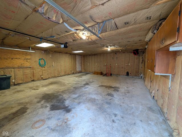 205 Short, Brooklyn, IN 46111