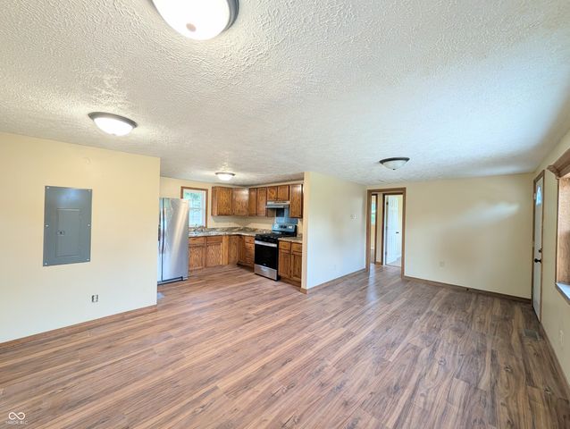 205 Short, Brooklyn, IN 46111