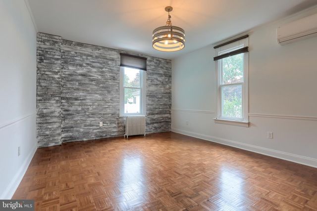 129 POPLAR AVE, Hummelstown, PA 17036