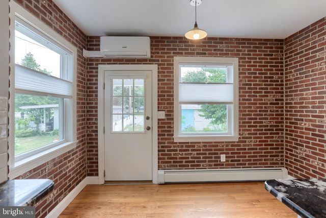 129 POPLAR AVE, Hummelstown, PA 17036