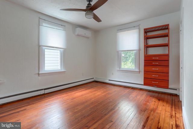 129 POPLAR AVE, Hummelstown, PA 17036