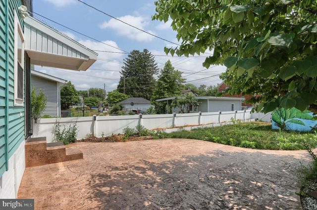 129 POPLAR AVE, Hummelstown, PA 17036