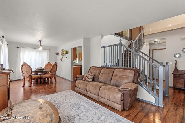 880 E Chilco RD, Rathdrum, ID 83858