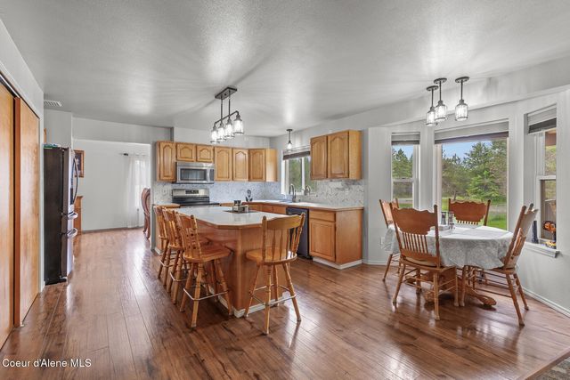880 E Chilco RD, Rathdrum, ID 83858
