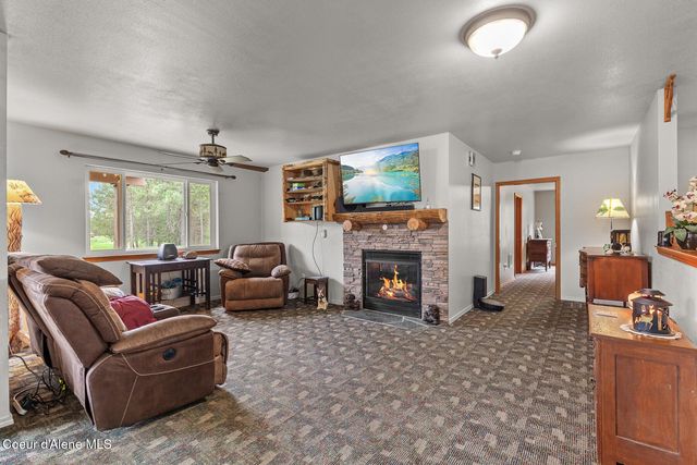 880 E Chilco RD, Rathdrum, ID 83858