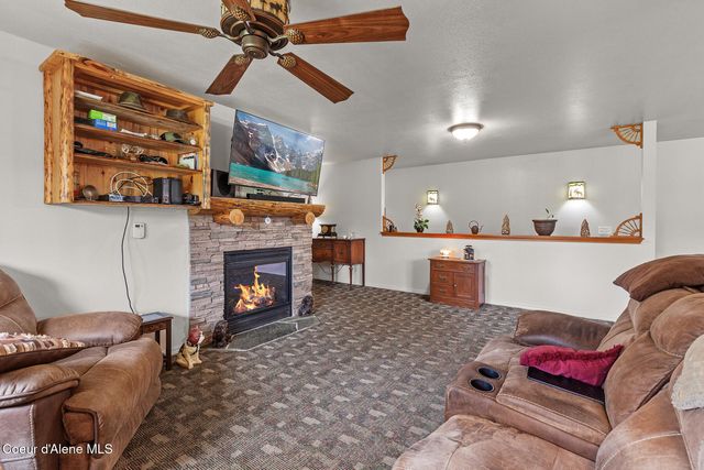 880 E Chilco RD, Rathdrum, ID 83858