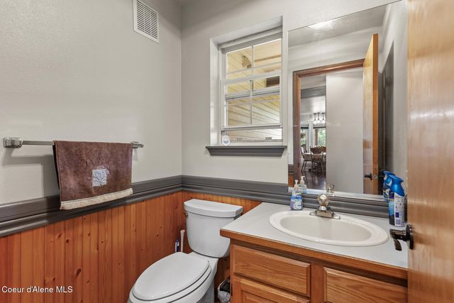 880 E Chilco RD, Rathdrum, ID 83858
