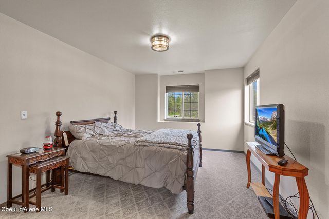 880 E Chilco RD, Rathdrum, ID 83858