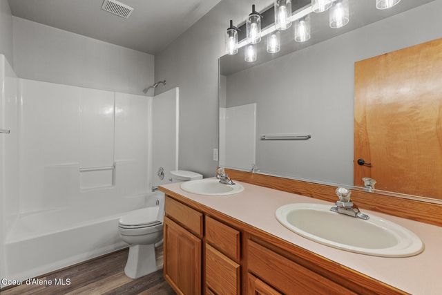 880 E Chilco RD, Rathdrum, ID 83858