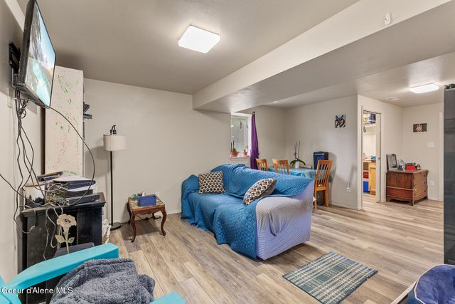 880 E Chilco RD, Rathdrum, ID 83858