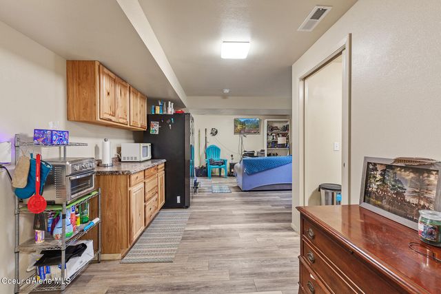 880 E Chilco RD, Rathdrum, ID 83858