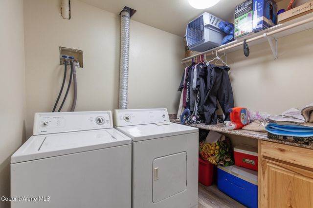 880 E Chilco RD, Rathdrum, ID 83858