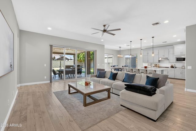 10730 E DIFFRACTION Avenue, Mesa, AZ 85212