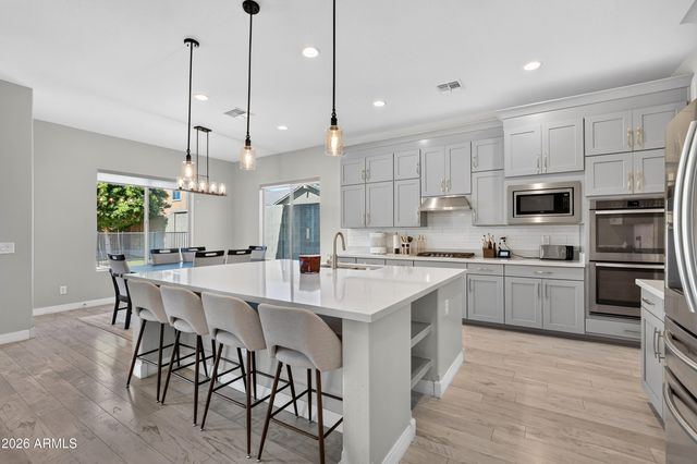 10730 E DIFFRACTION Avenue, Mesa, AZ 85212
