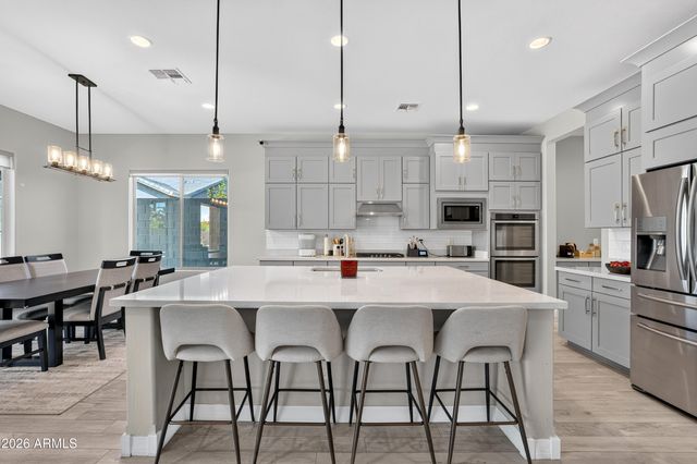 10730 E DIFFRACTION Avenue, Mesa, AZ 85212